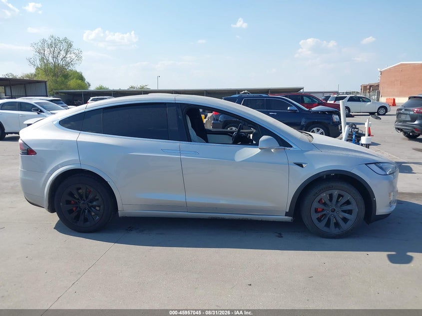 TESLA MODEL X 2016 VIN 5YJXCBE2XGF029383