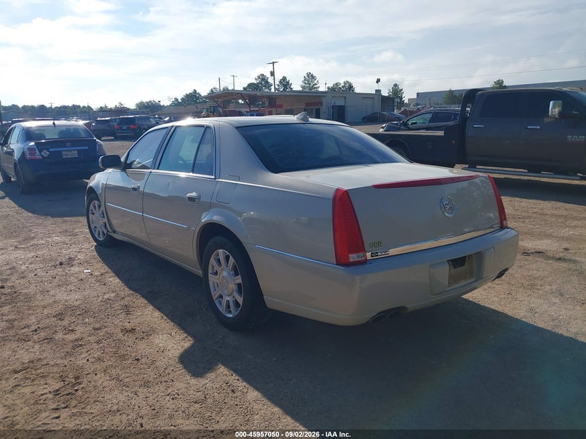 2010 CADILLAC DTS auction photo 3