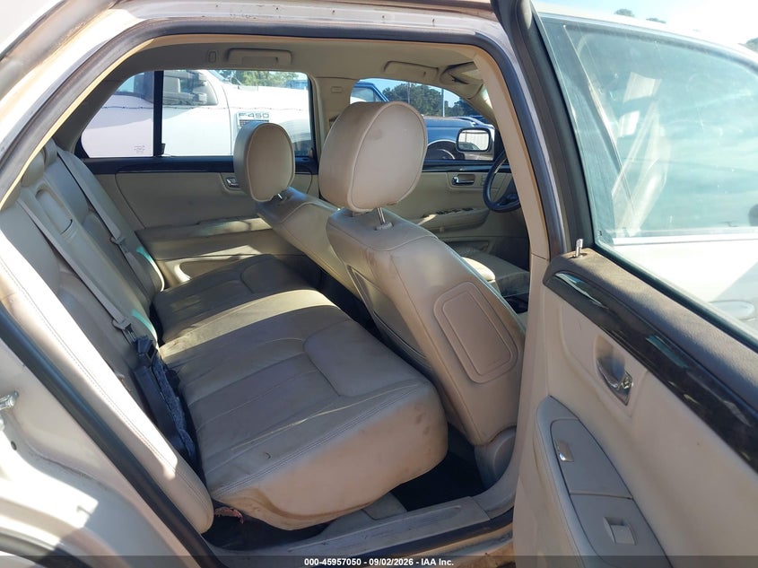 2010 CADILLAC DTS auction photo 8