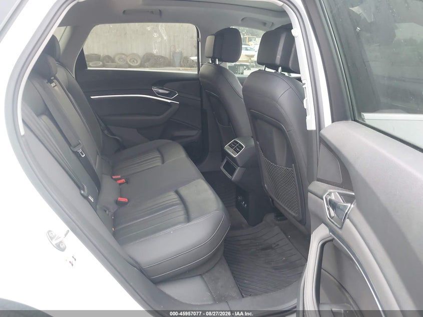 AUDI E-TRON 2019 VIN WA1LAAGE8KB022668
