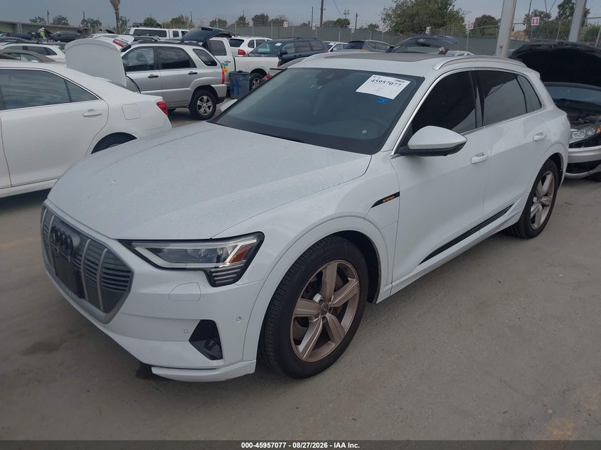 2019 AUDI E-TRON — zdjęcie 2