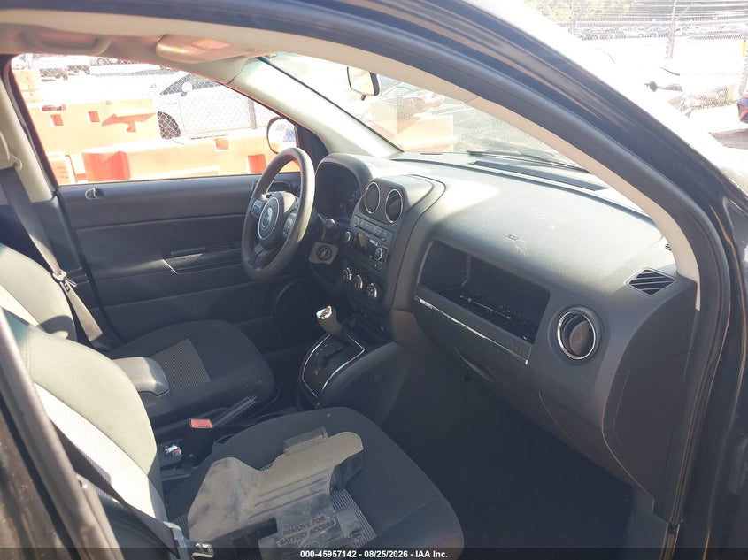 2011 JEEP COMPASS auction photo 5