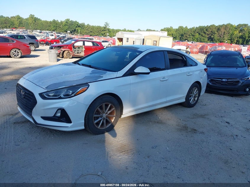 2018 HYUNDAI SONATA auction photo 2