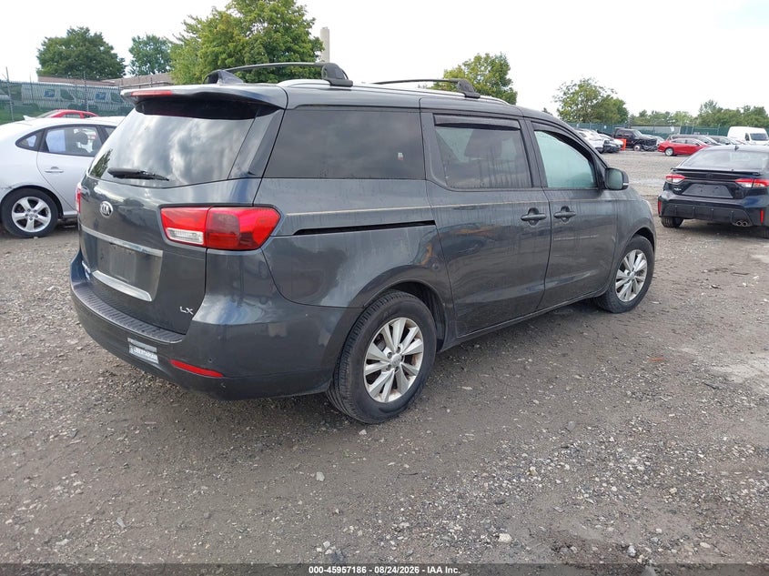 2016 KIA SEDONA auction photo 4