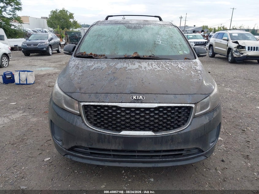 2016 KIA SEDONA auction photo 6