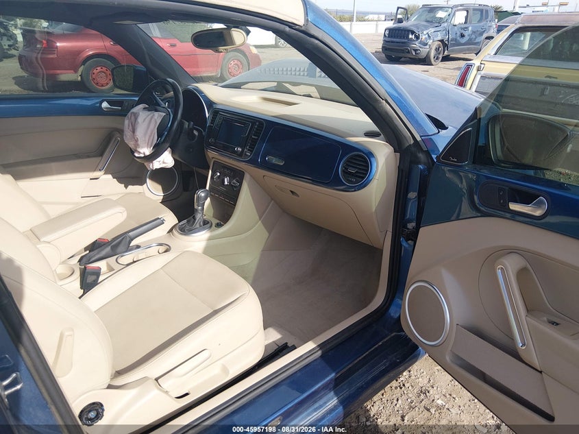 2016 VOLKSWAGEN BEETLE 1.8T SEL · Фото 5