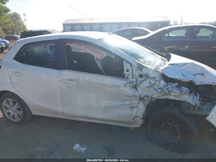 MAZDA MAZDA2 2014 VIN JM1DE1KY1E0174694