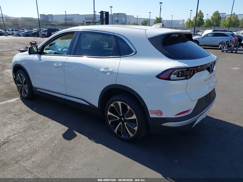 Vin: rllv1afa9rh009017, lot: 46456422, vinfast vf 8 plus 20243