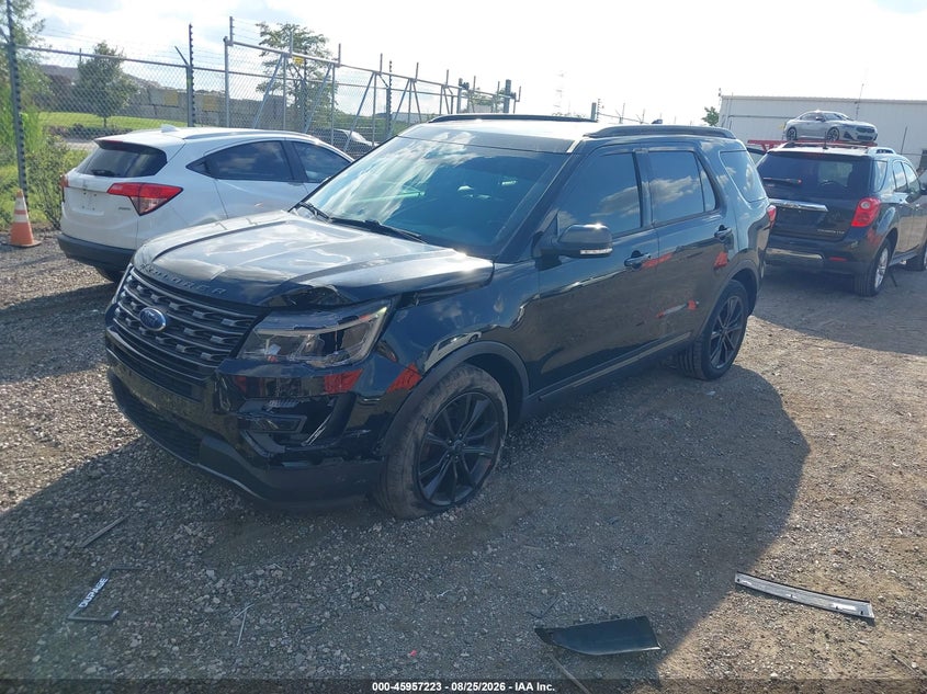2017 Ford Explorer, Левый перёд, IAAI, VIN 1FM5K8DHXHGD00805 — фото 2