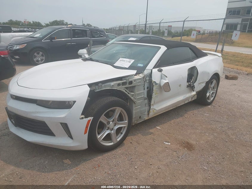 2018 Chevrolet Camaro, Лівий бік, IAAI, VIN 1G1FB3DX0J0114894 — фото 2