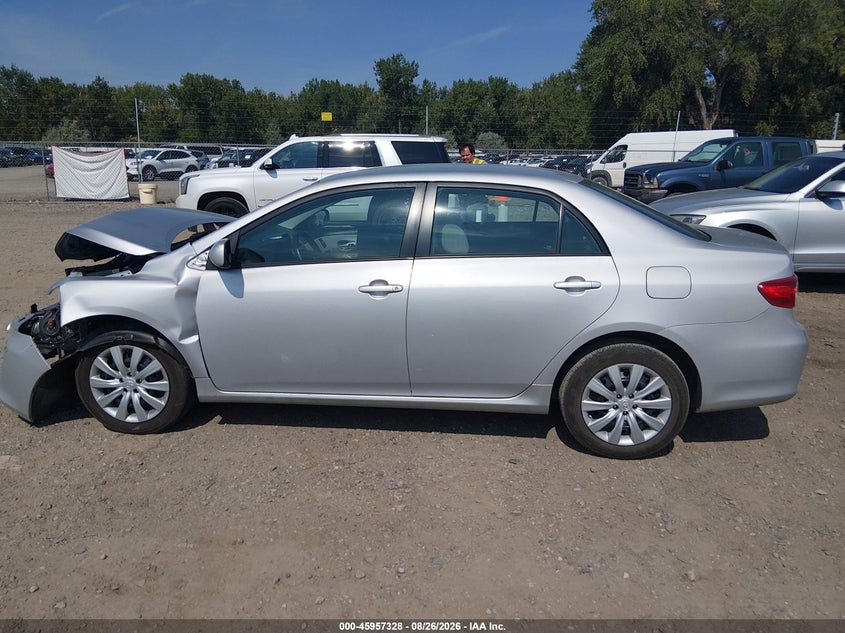 2012 TOYOTA COROLLA LE · Фото 14