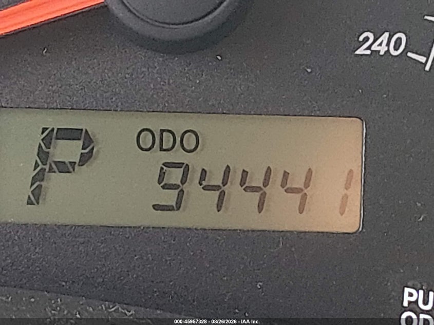 2012 TOYOTA COROLLA LE · Фото 15