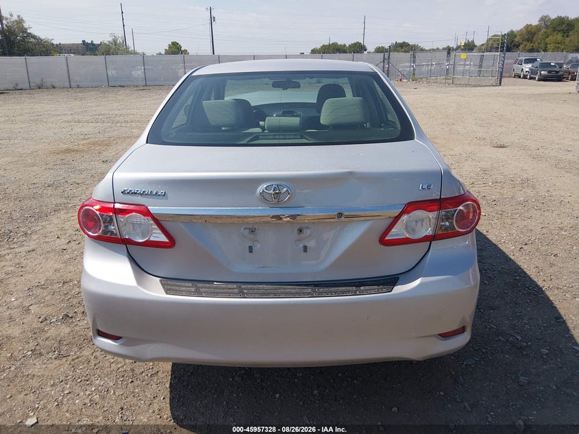 2012 TOYOTA COROLLA LE · Фото 16