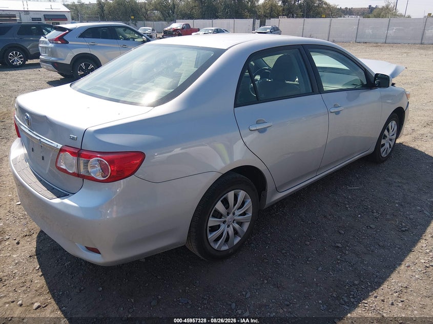 2012 TOYOTA COROLLA LE · Фото 4