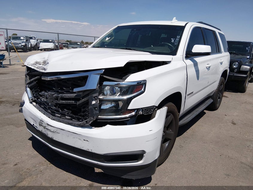 2017 Chevrolet Tahoe, Удар спереду, IAAI, VIN 1GNSCBKC0HR122472 — фото 2