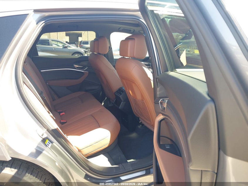 AUDI E-TRON 2023 VIN WA1LABGE4PB019215