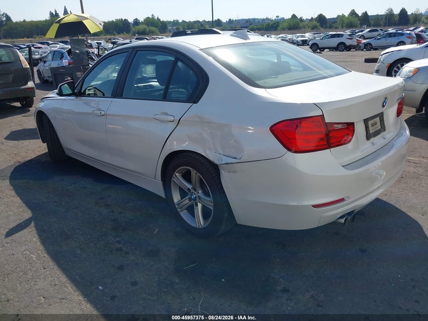2013 BMW 328I · Photo 3