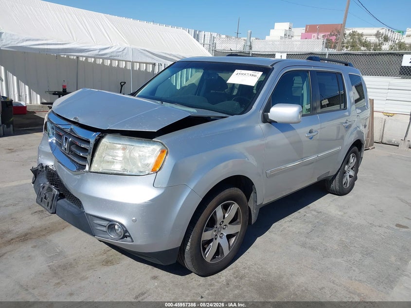 2012 Honda Pilot, Front & Rear, IAAI, VIN 5FNYF3H92CB041368 — photo 2