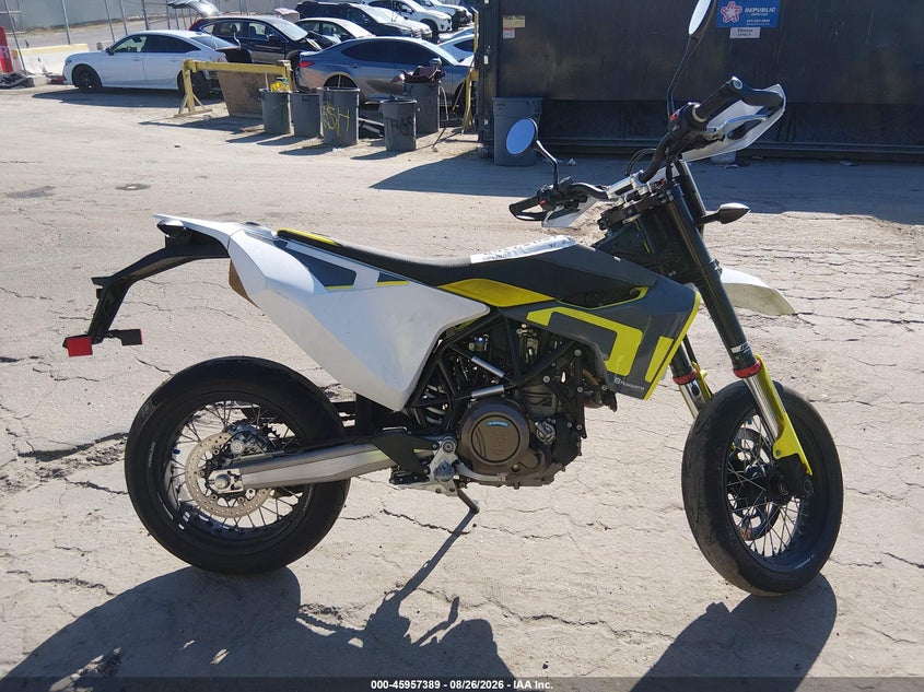 HUSQVARNA SUPERMOTO 701 2021