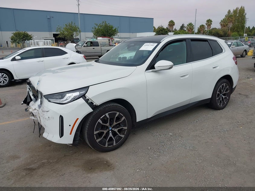 2025 BMW X3, Front End, IAAI, VIN 5UX53GP09S9009398 — photo 2