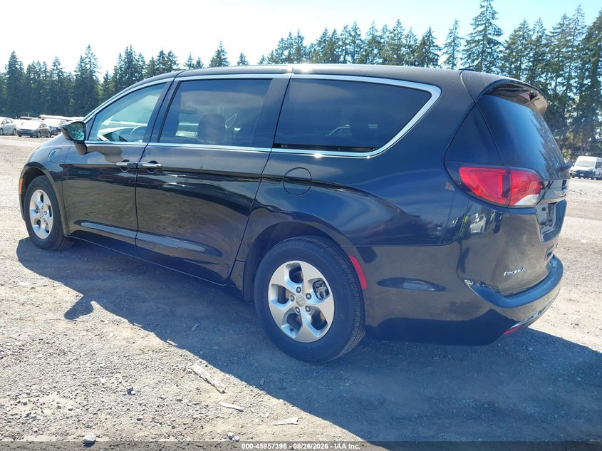 2017 CHRYSLER PACIFICA HYBRID auction photo 3