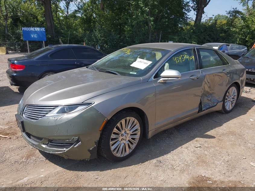 2016 Lincoln MKZ, Удар спереди, IAAI, VIN 3LN6L2J90GR630083 — фото 2