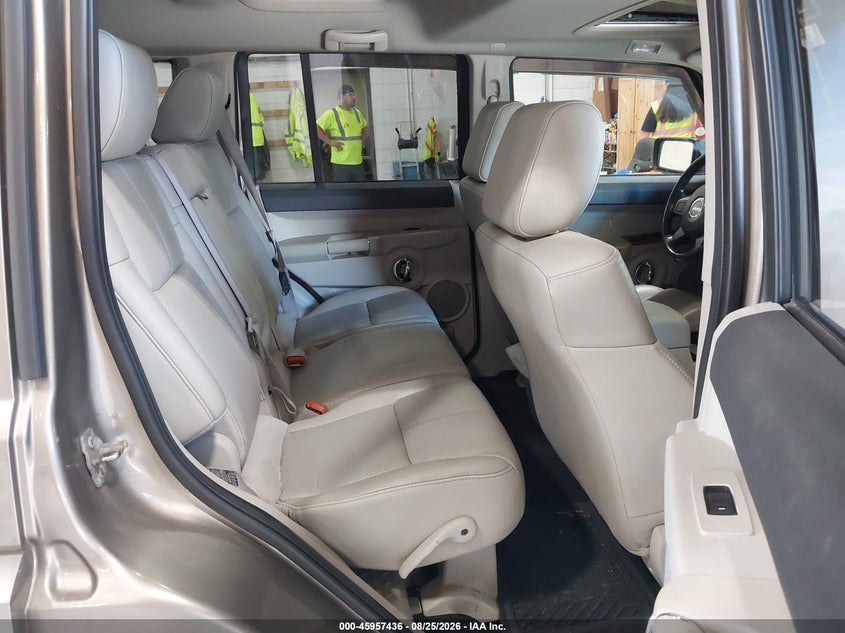 2006 JEEP COMMANDER auction photo 8