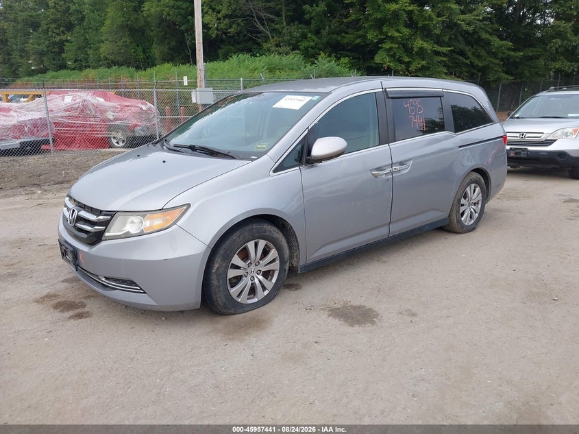 2016 HONDA ODYSSEY auction photo 2