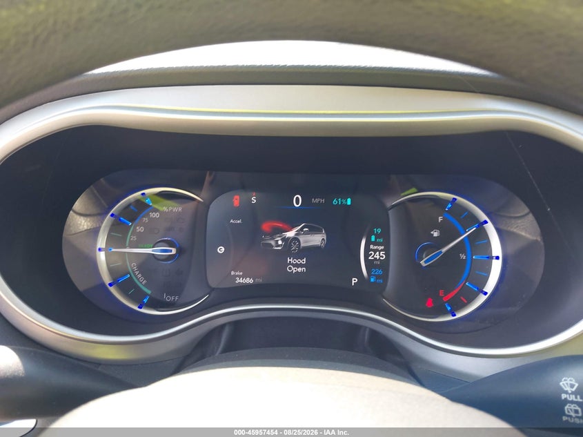 2018 CHRYSLER PACIFICA HYBRID auction photo 7