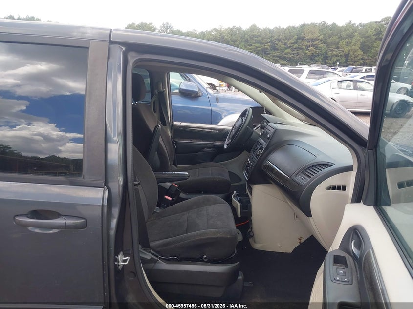 2012 DODGE GRAND CARAVAN auction photo 5