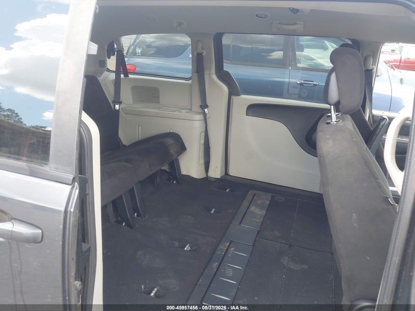 2012 DODGE GRAND CARAVAN auction photo 8