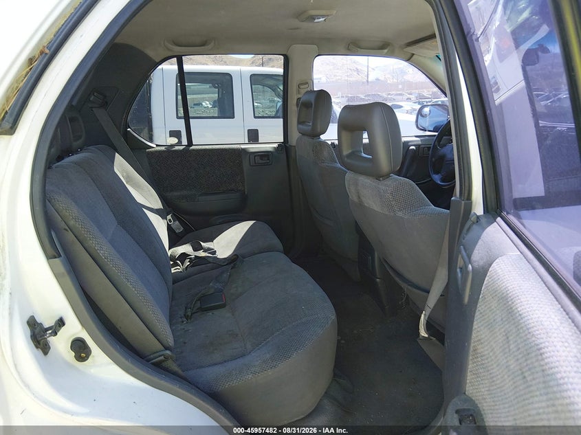 1999 ISUZU RODEO auction photo 8