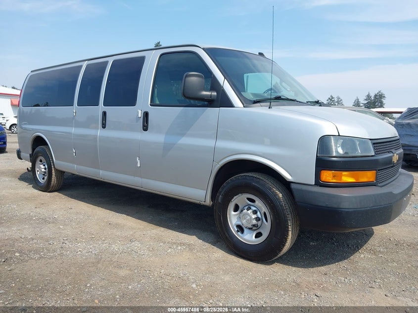 2020 CHEVROLET EXPRESS PASSENGER auction photo 1