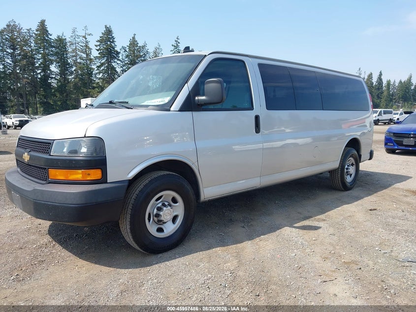 2020 CHEVROLET EXPRESS PASSENGER auction photo 2