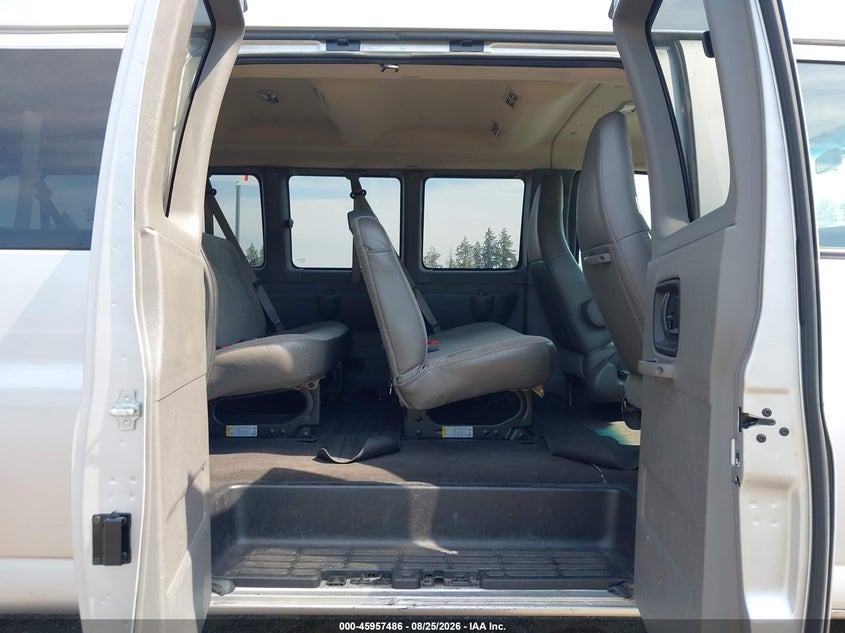 2020 CHEVROLET EXPRESS PASSENGER auction photo 8