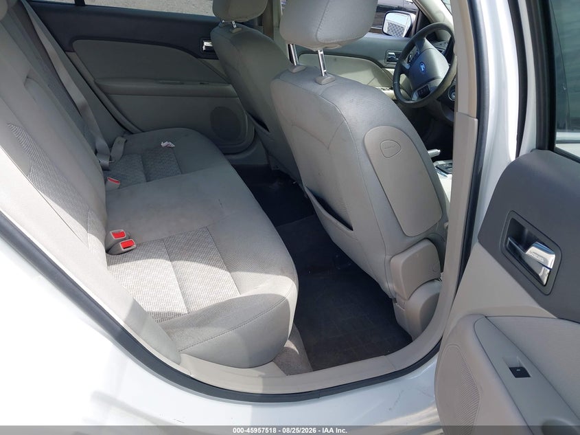 2010 FORD FUSION auction photo 8