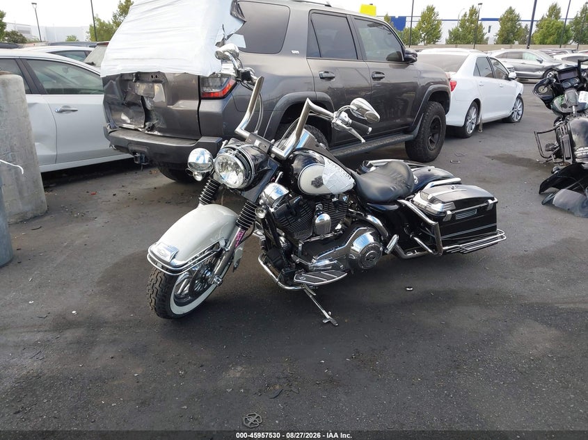 HARLEY-DAVIDSON FLHPEI 2005