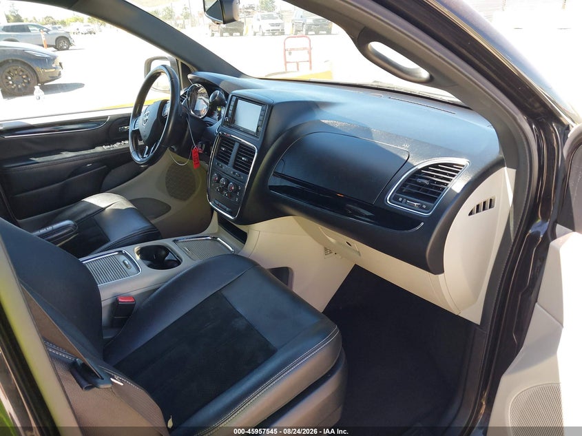 2017 DODGE GRAND CARAVAN auction photo 5