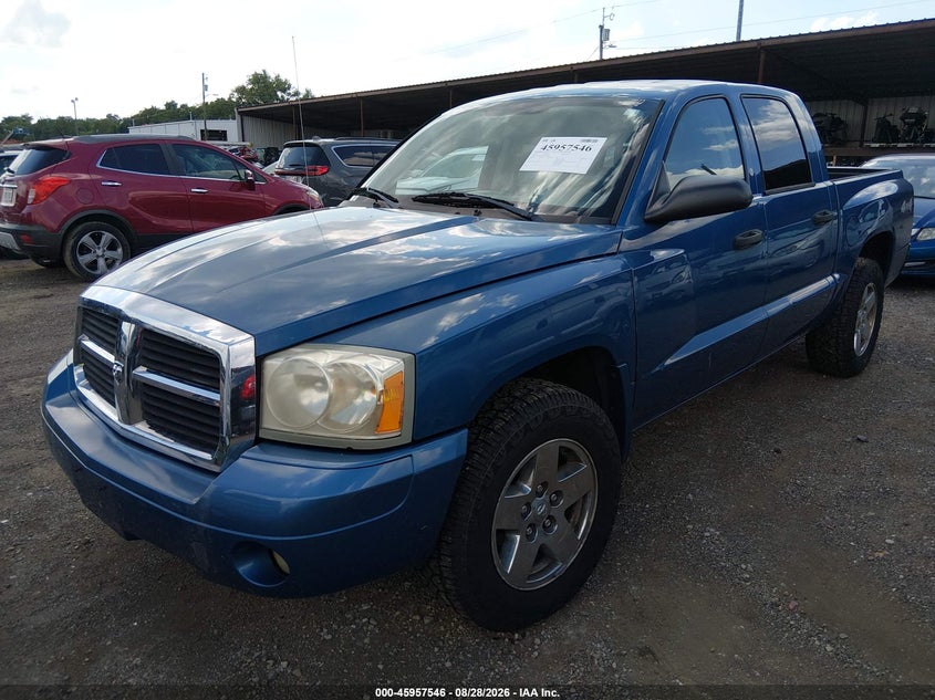 2006 Dodge Dakota, Normal Wear & Tear, IAAI, VIN 1D7HW48N06S507816 — photo 2