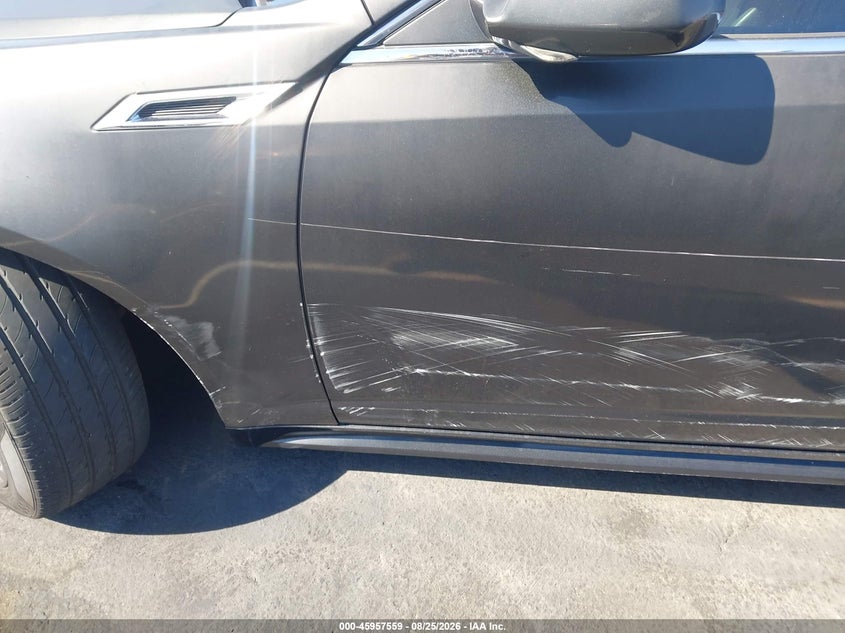 CADILLAC CTS 2012 VIN 1G6DJ1E3XC0111847