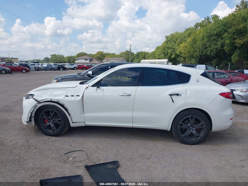 MASERATI LEVANTE 2018 VIN ZN661XUAXJX270685