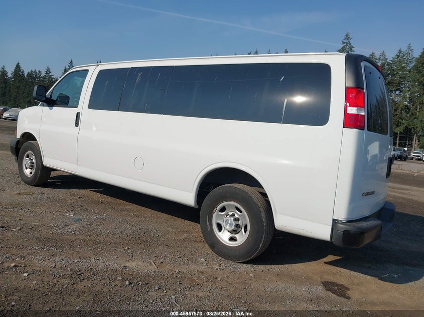 2019 CHEVROLET EXPRESS 3500 auction photo 3