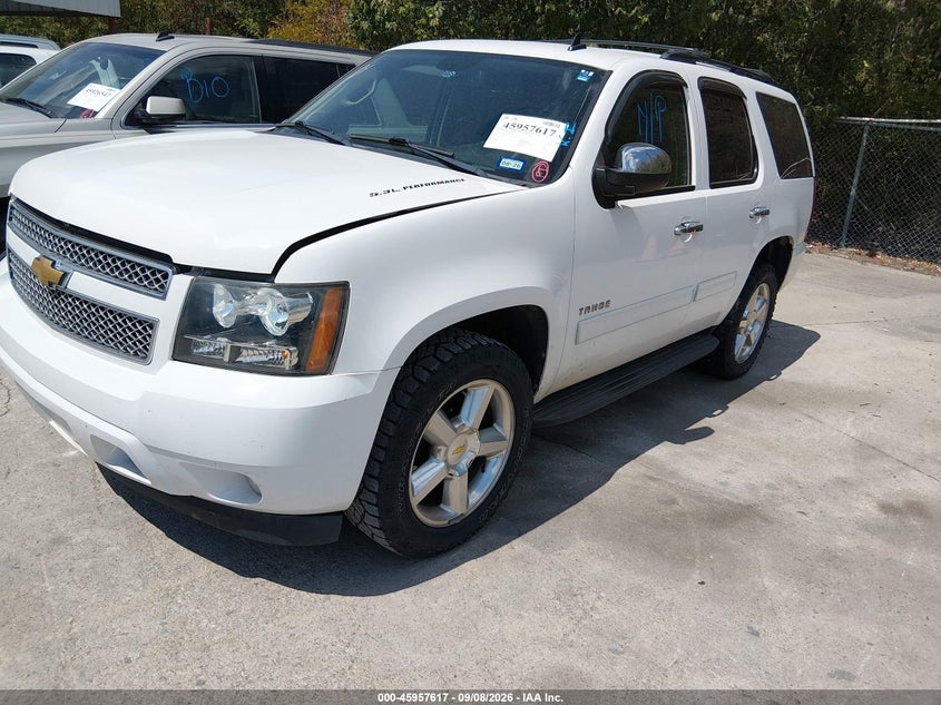 2013 CHEVROLET TAHOE auction photo 2