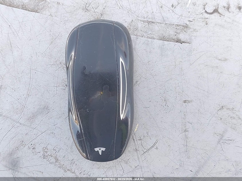 TESLA MODEL S - zdjęcie 11