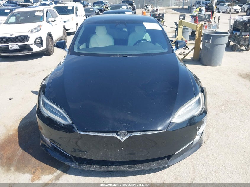 TESLA MODEL S - zdjęcie 12