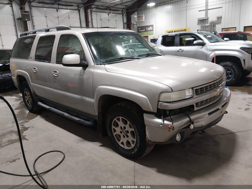 2004 Chevrolet Suburban 1500 Z71, Перёд, IAAI, VIN 3GNFK16Z84G208524