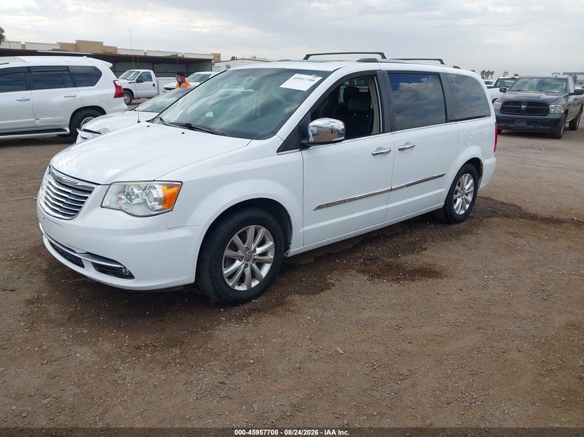 2016 Chrysler Town & Country Limited Platinum, Normal Wear & Tear, IAAI, VIN 2C4RC1GG8GR261495 — photo 2