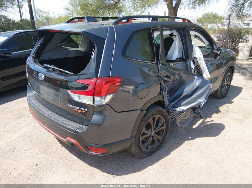 2021 SUBARU FORESTER auction photo 4