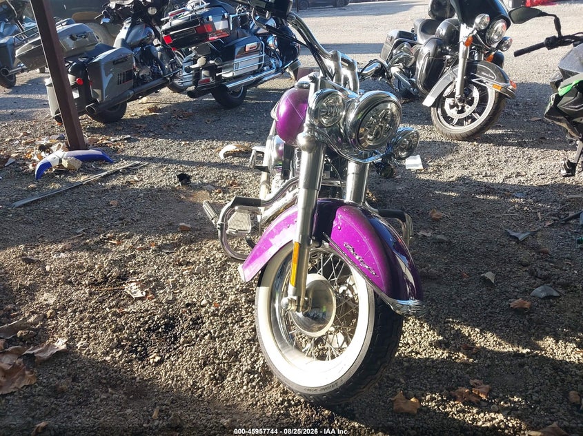 HARLEY-DAVIDSON FLSTN 2008