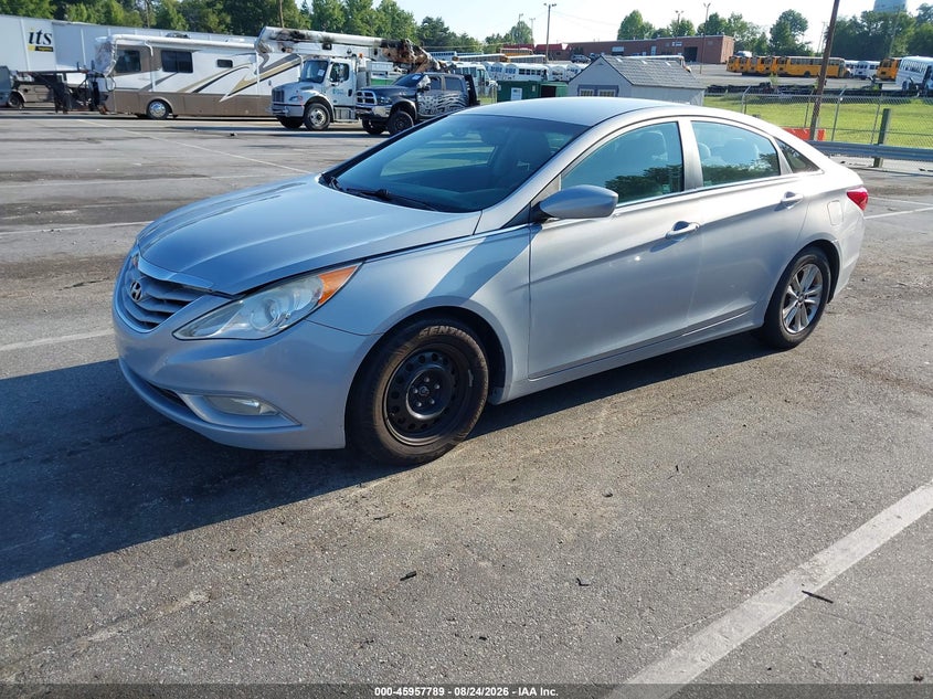 2013 Hyundai Sonata, Normal Wear & Tear, IAAI, VIN 5NPEB4AC8DH774456 — photo 2